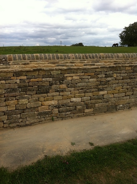 stone-wall-ufford-hall2292